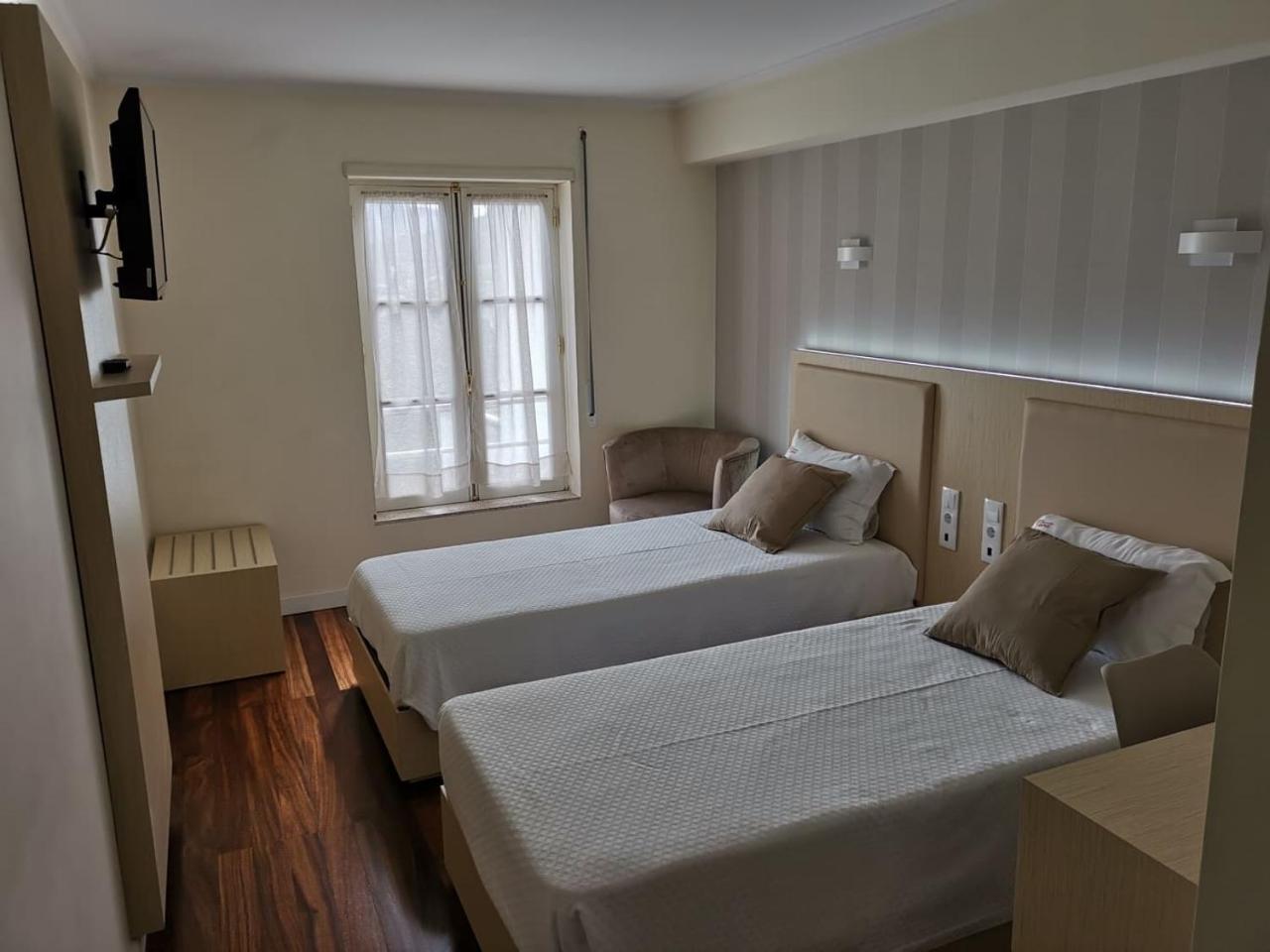 Hotel Residencial Dora Braga Kültér fotó